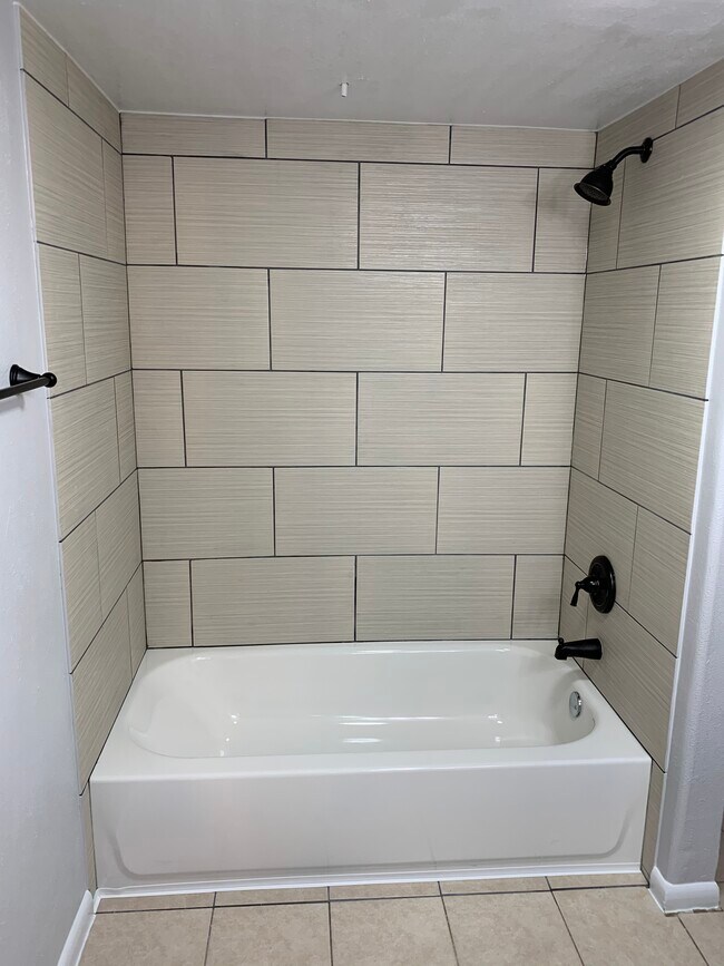 Brand New Tub and Shower - 301 Foster Dr