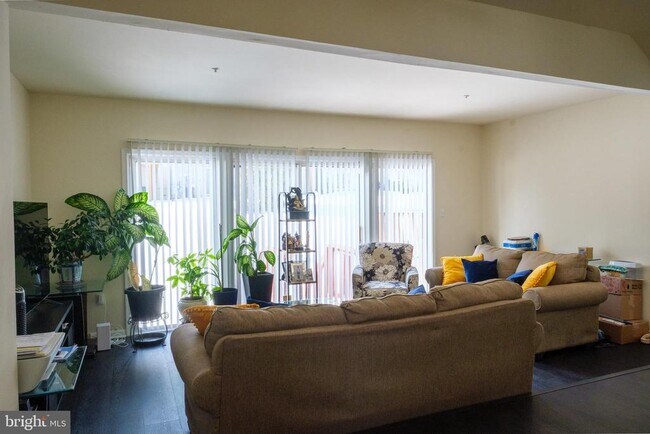 Building Photo - 37 Joyceton Way