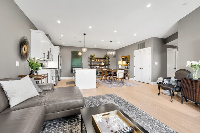 Building Photo - 3900 Kansas Ave NW