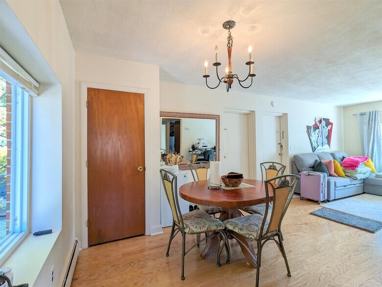 Building Photo - 998 Massachusetts Ave