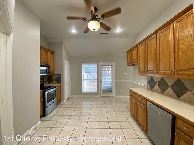 Building Photo - 3 br, 2 bath House - 8621 Lariat Cir