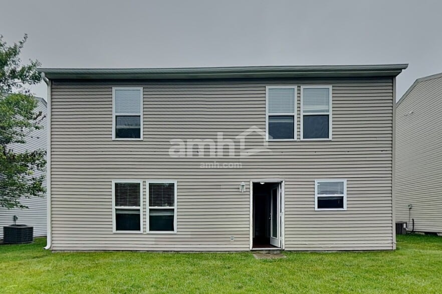 Building Photo - 6838 W Stansbury Blvd