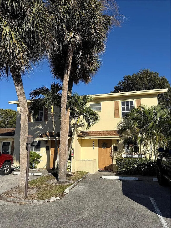 Building Photo - 3007 NW 68th St
