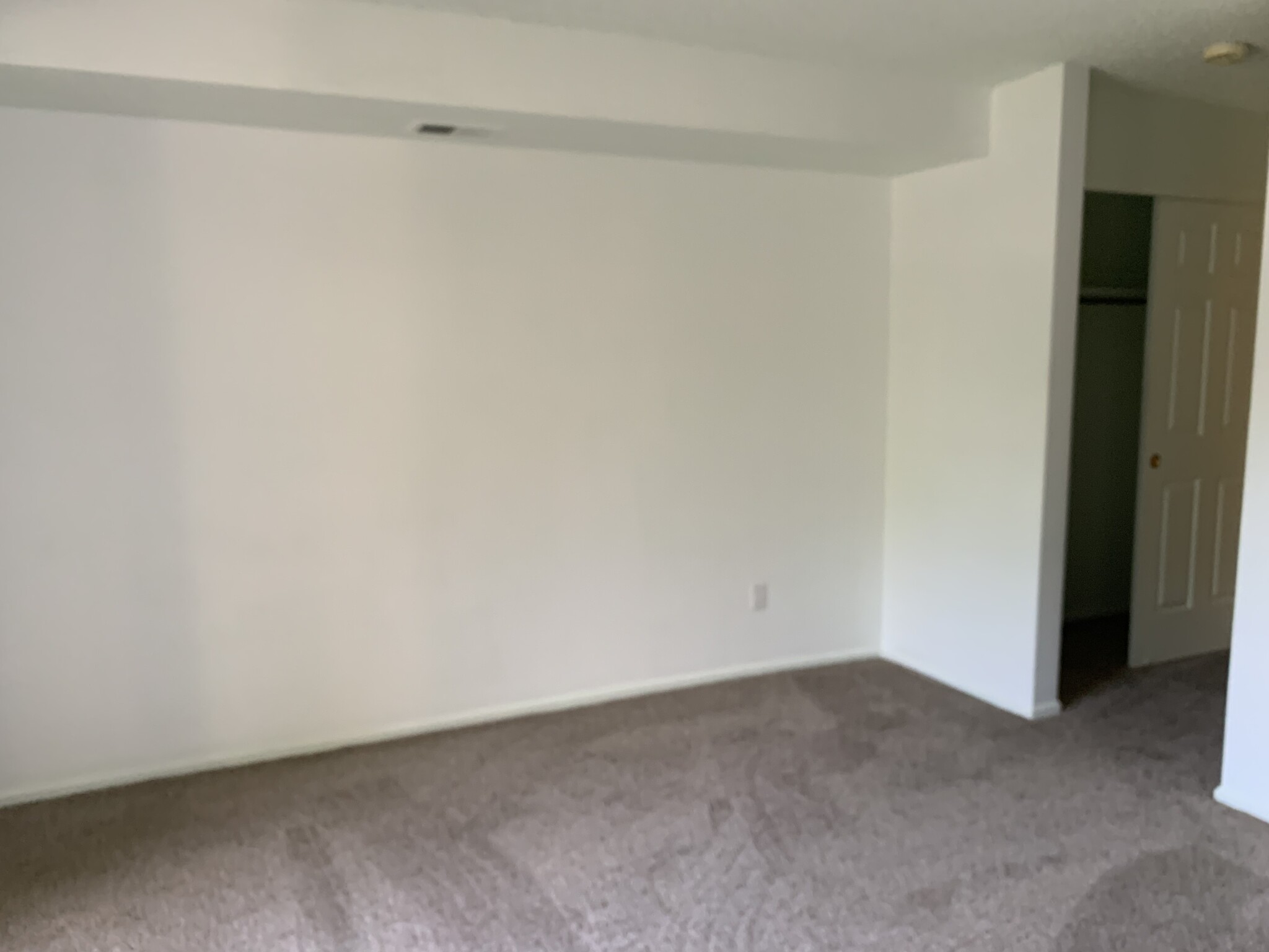 Building Photo - 2575 S Syracuse Way