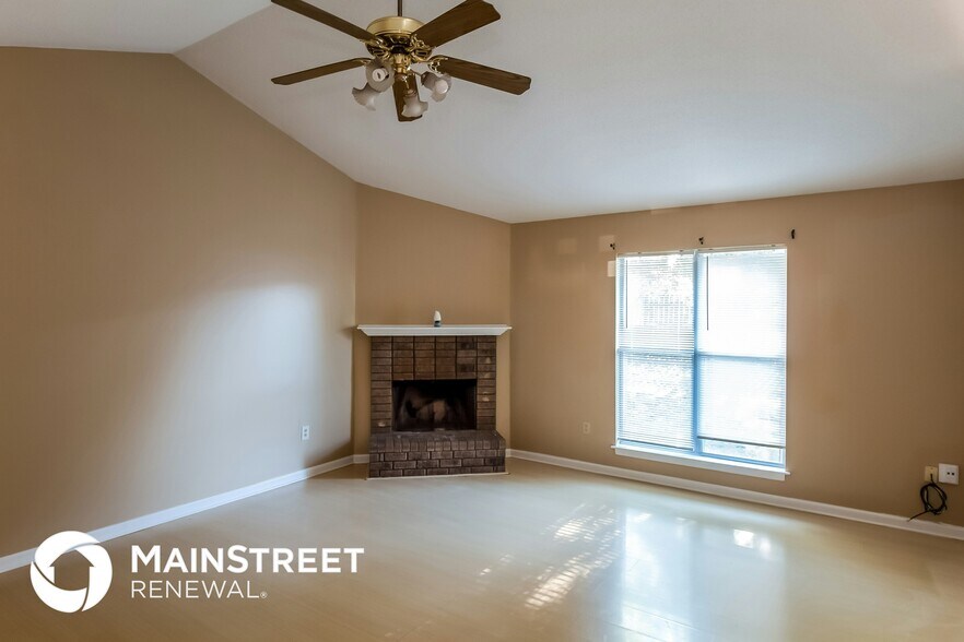 Building Photo - 7154 Brandee Dr