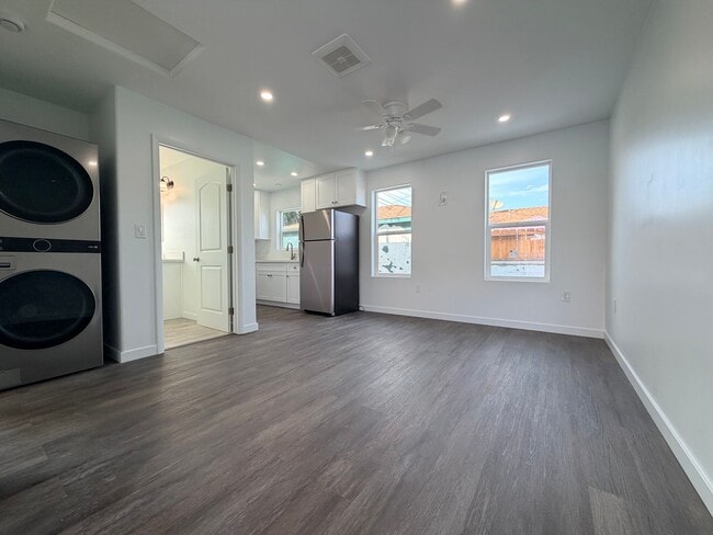 Building Photo - Brand New Construction – Turn-Key 1 Bed / 1 Bath