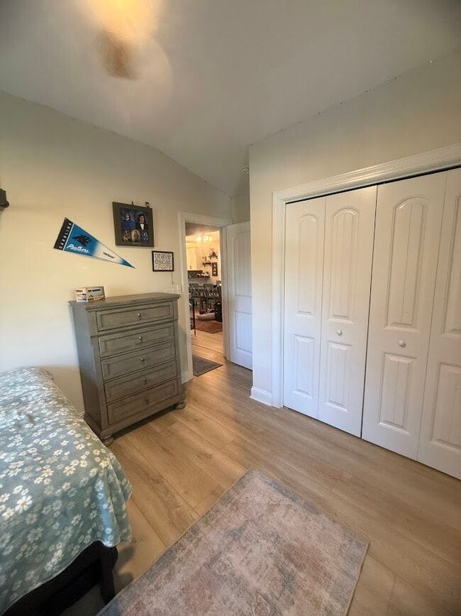 Building Photo - 406 Caverly Ln