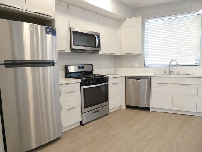 Building Photo - 11671 Erwin St