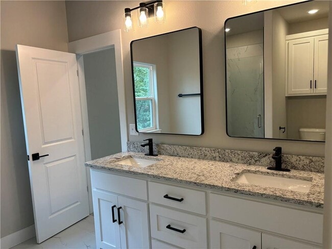 Building Photo - 7 Prestwick Ln