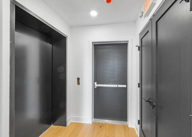 Building Photo - 1800 W Girard Ave