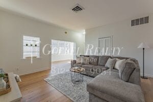 Building Photo - Fully Furnished Downtown Spacious 1 bedroom