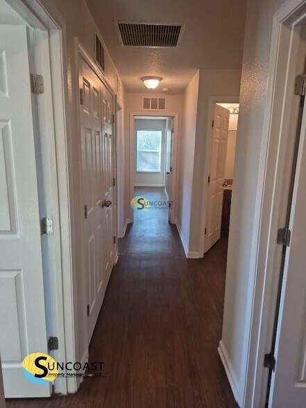 Building Photo - 4468 Glendas Meadow Dr