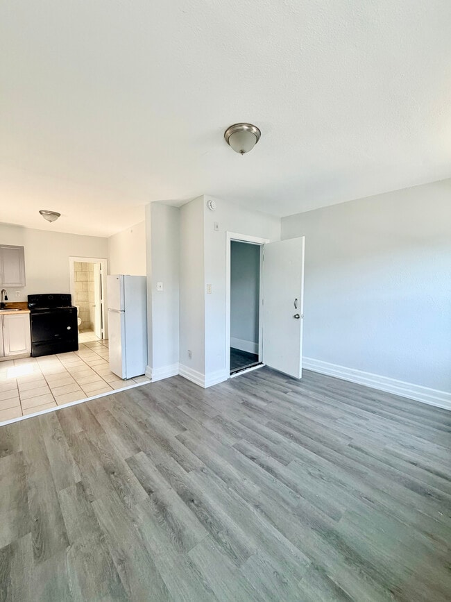 Building Photo - 1514 Arrott St