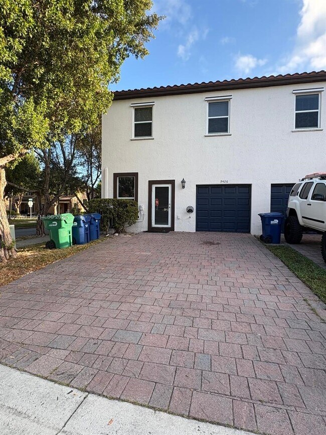 Building Photo - 9426 SW 171st Ct