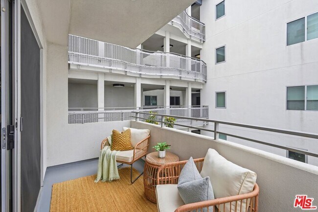 Building Photo - 1700 Sawtelle Blvd