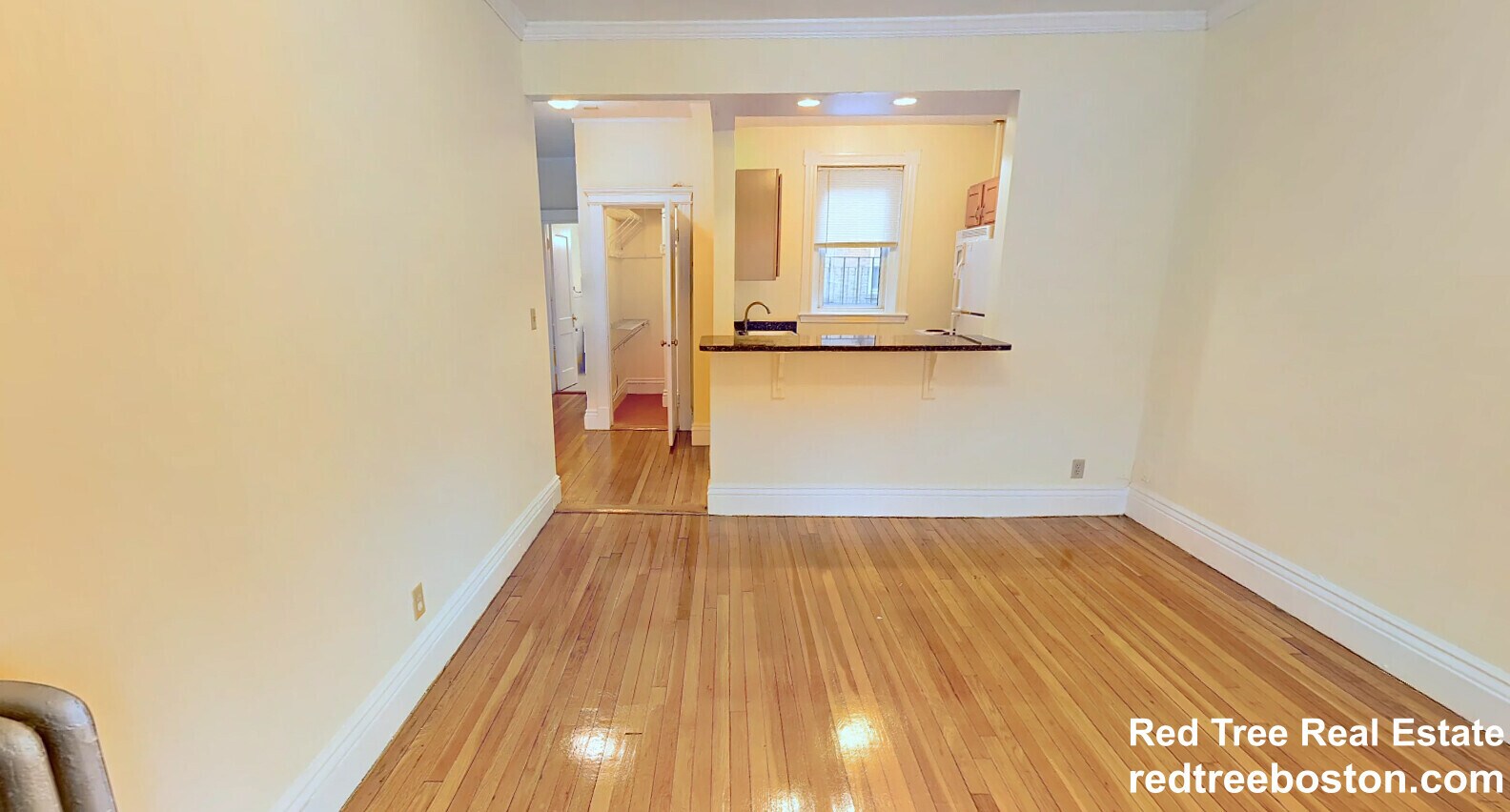 Building Photo - 120 Peterborough St