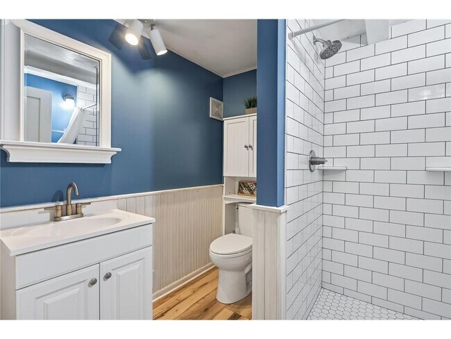 Building Photo - 1628 Princeton