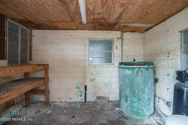 Building Photo - 1311 Pullen Rd