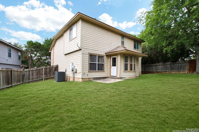 Building Photo - 6002 Woodway Pl