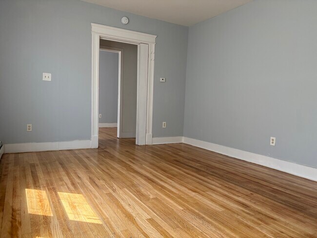 Building Photo - 47-49 Irion Street, Waterbury CT 06704