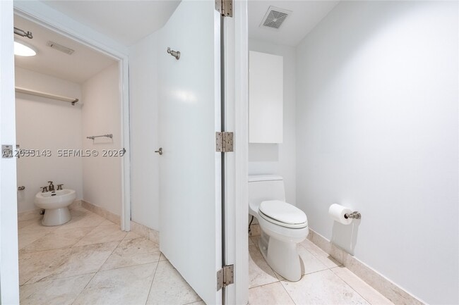 Building Photo - 9401 Collins Ave