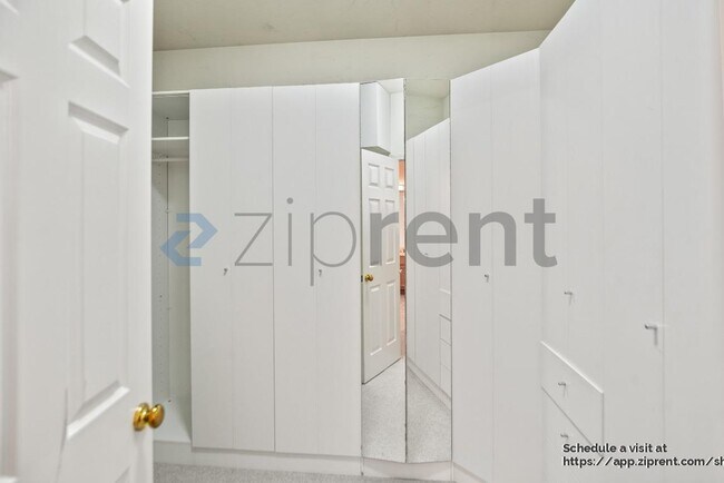 Building Photo - 1701 Feasel Ct