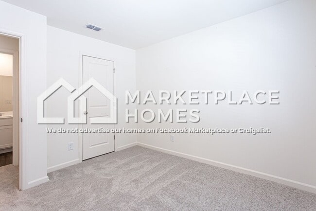 Building Photo - 308 Rydal Wy