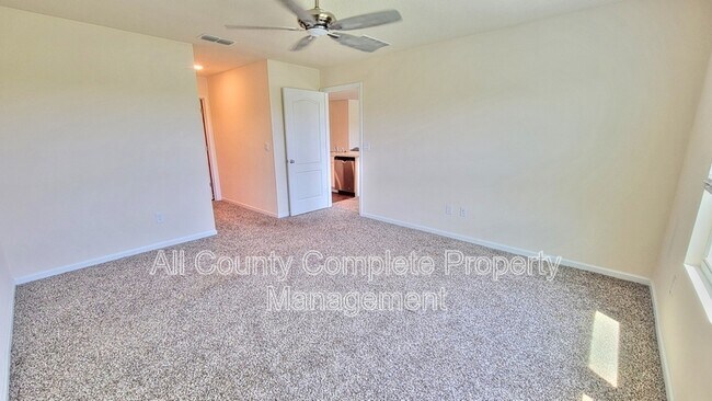 Building Photo - 121 Aveiro Wy