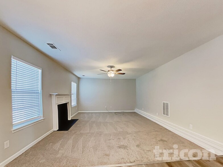 Building Photo - 6936 Foxmoor Way