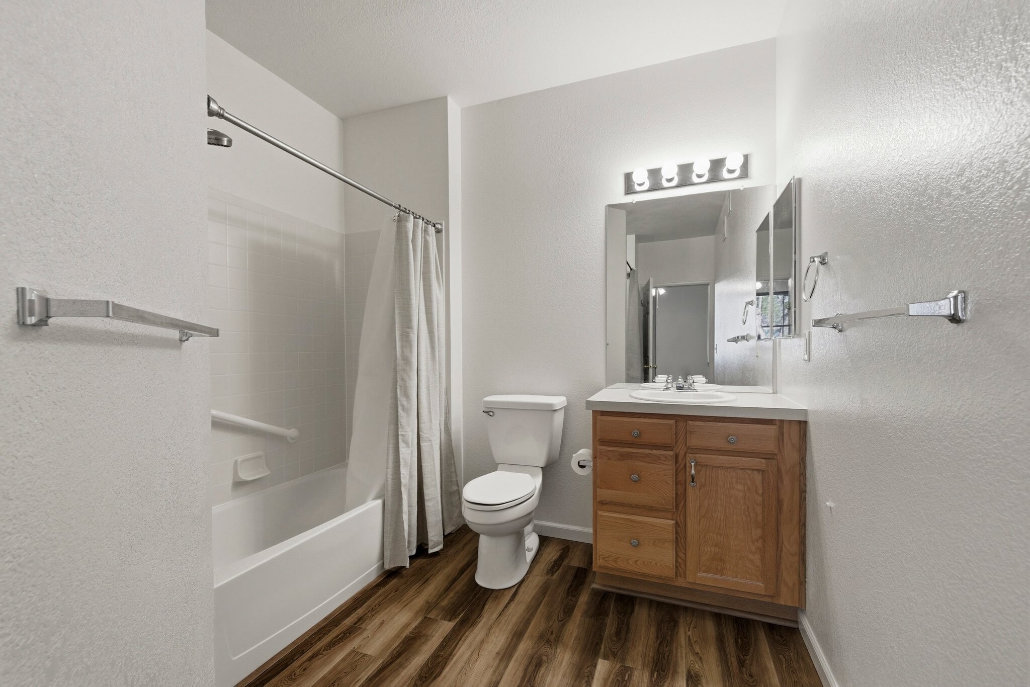 Building Photo - 1907 Grays Peak Dr