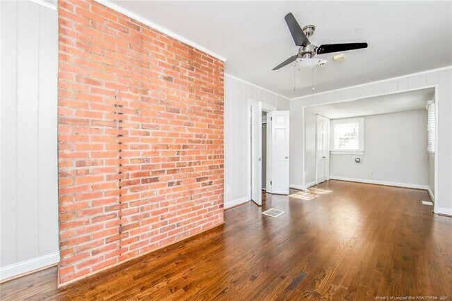 Building Photo - 220 Bradford Ave