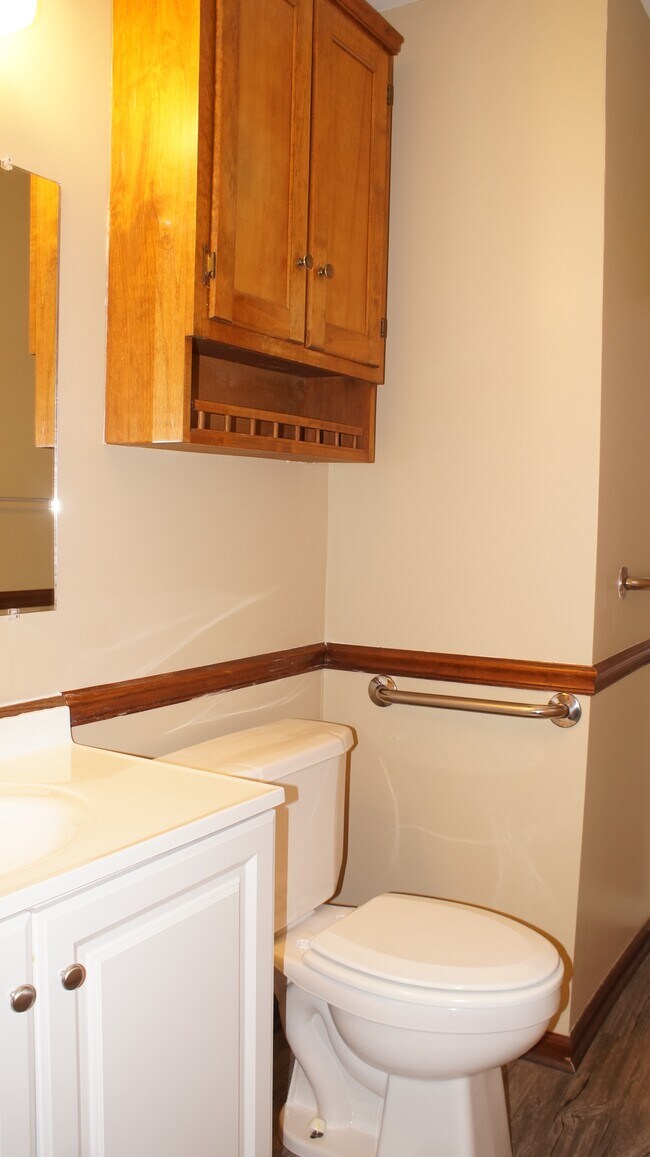 Building Photo - 1504 Crawley Cir