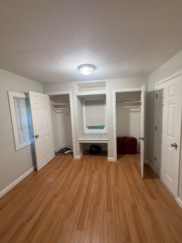 Building Photo - 58727 E Sleepy Hollow Dr