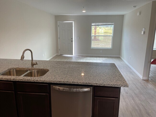 Building Photo - Stunning BRAND NEW 1BR/1BA Quad for Rent i...