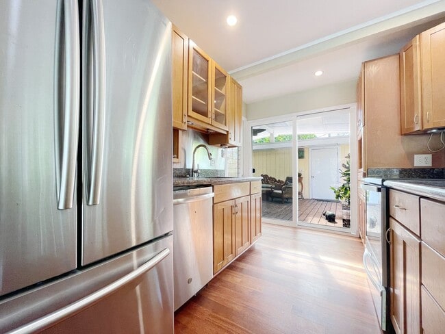 Building Photo - 449 Iliwahi Loop