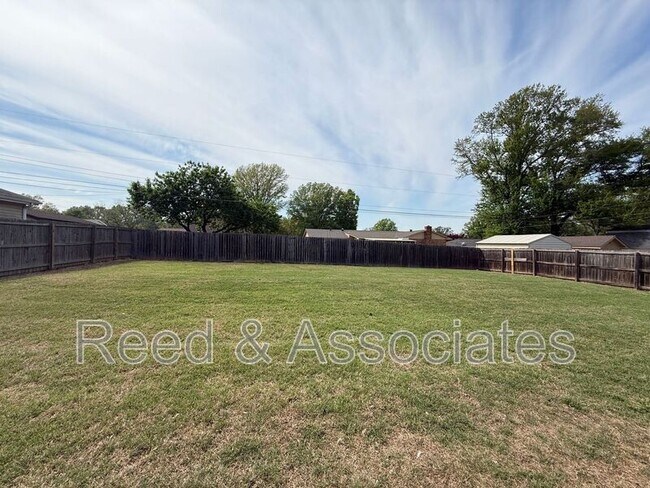 Building Photo - 7179 Pam Dr