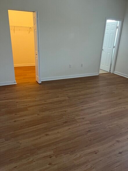 Building Photo - 9362 SW 171st Ave