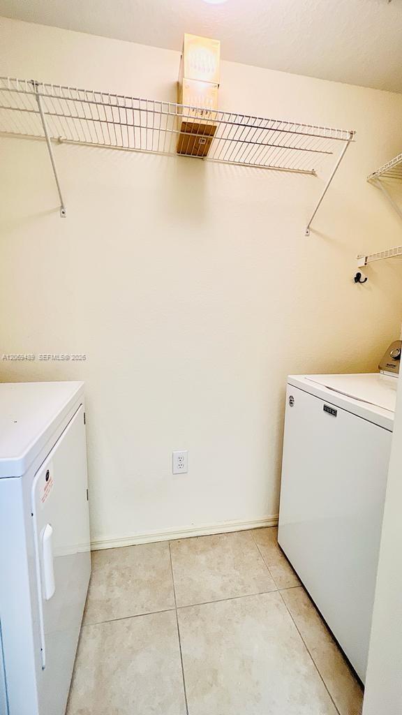 Building Photo - 2807 Veronia Dr
