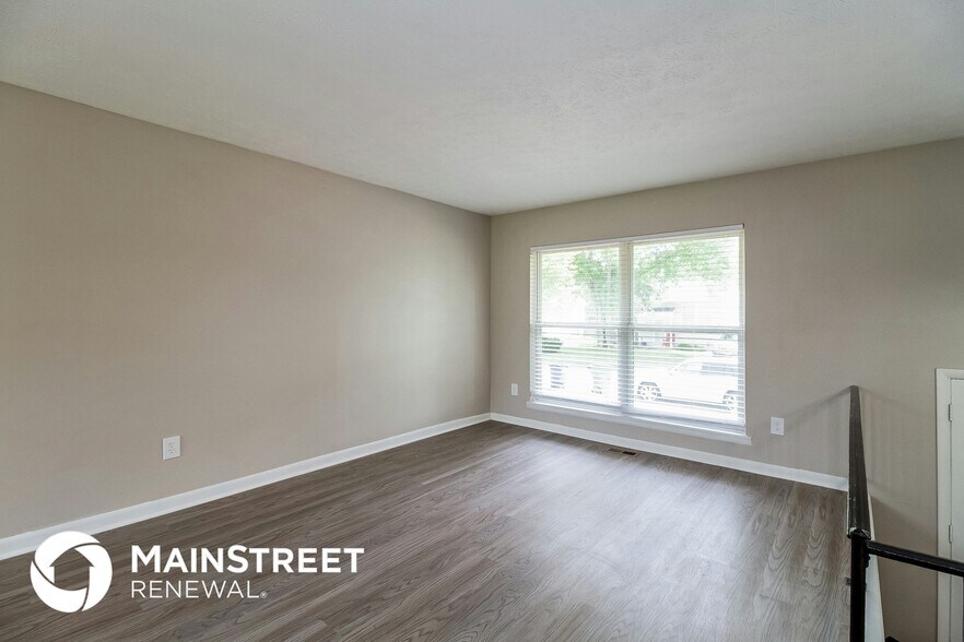 Building Photo - 2767 Bardwell Rd