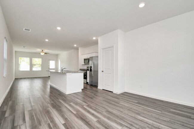 Building Photo - 13427 Harrow Park Ln