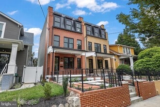Building Photo - 4411 Illinois Ave NW