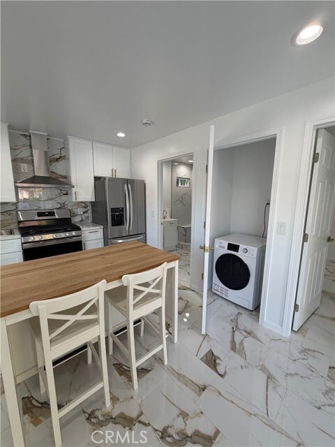 Building Photo - 7476 Brookside Rd