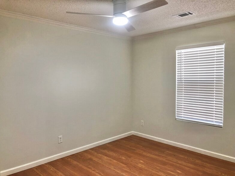 3rd Bedroom - 1015 Coleman St SW