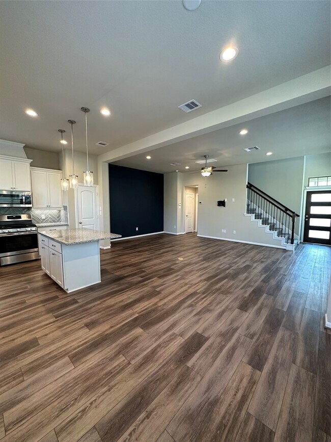 Building Photo - 16215 Northern Cardinal Ln