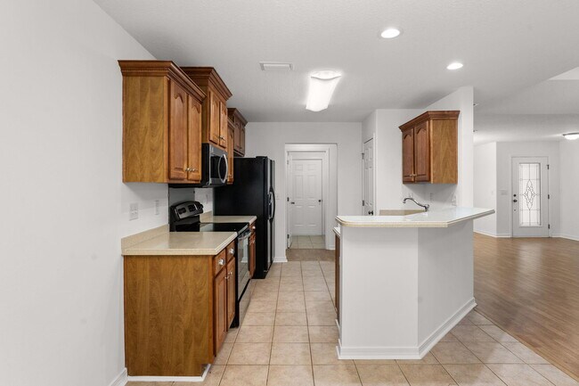 Building Photo - 71 Eventide Ln