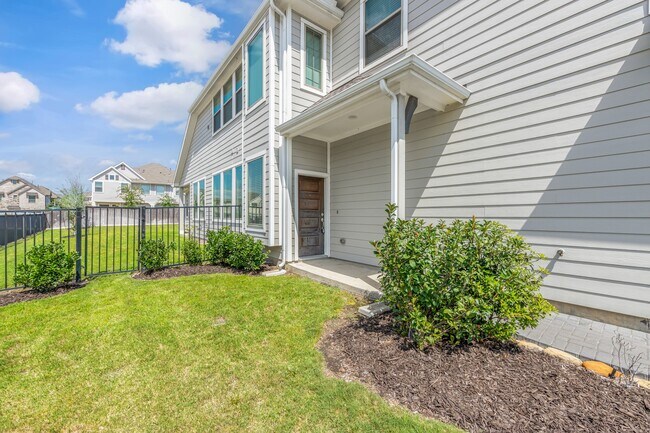 Building Photo - 19630 Talley Valley Dr