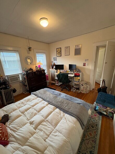 Building Photo - 34 Sunset Rd