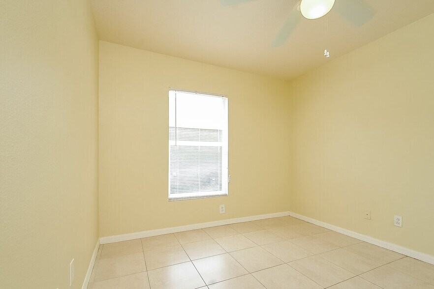 Building Photo - 7426 Oxford Garden Cir