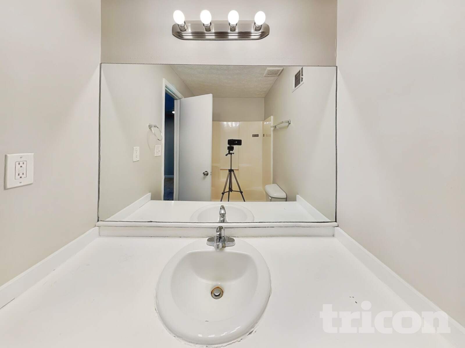 Building Photo - 5577 Mountain Park Way