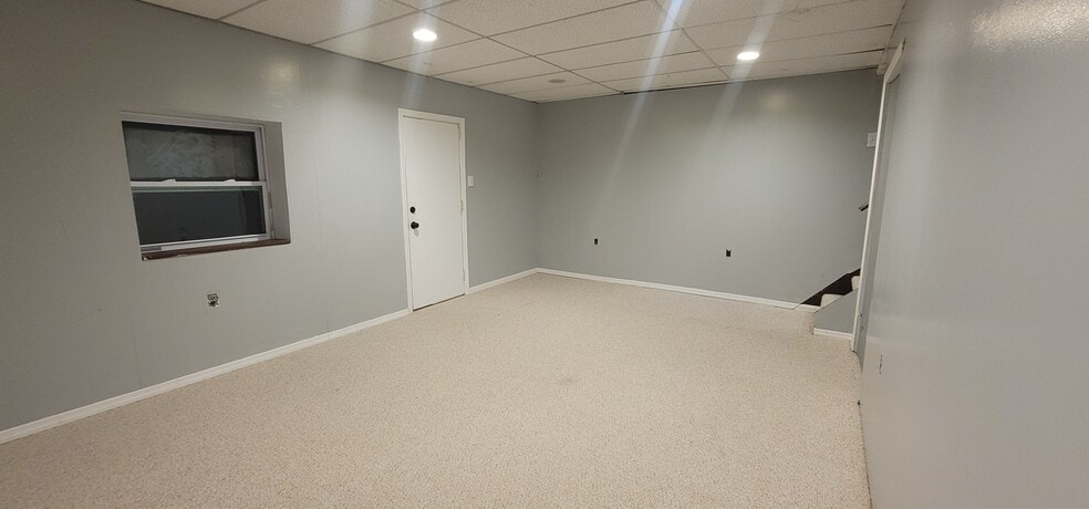 Gameroom Lower Level - 237 Ingram Ave